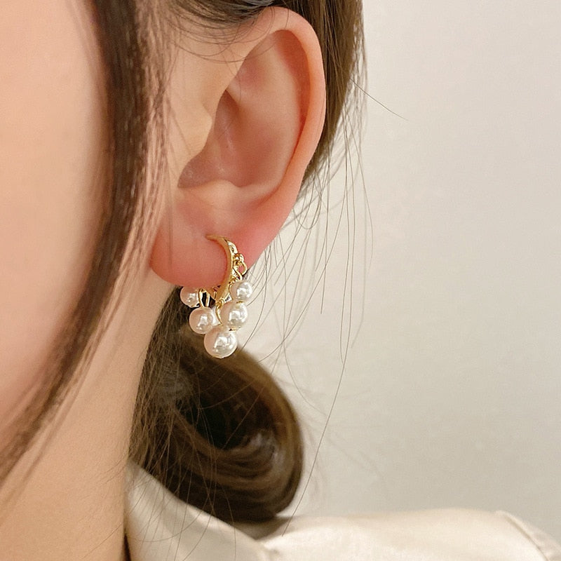 2022 Korean New Simple Temperament Circle Pearl Earrings Fashion Small Versatile Earrings Jewelry
